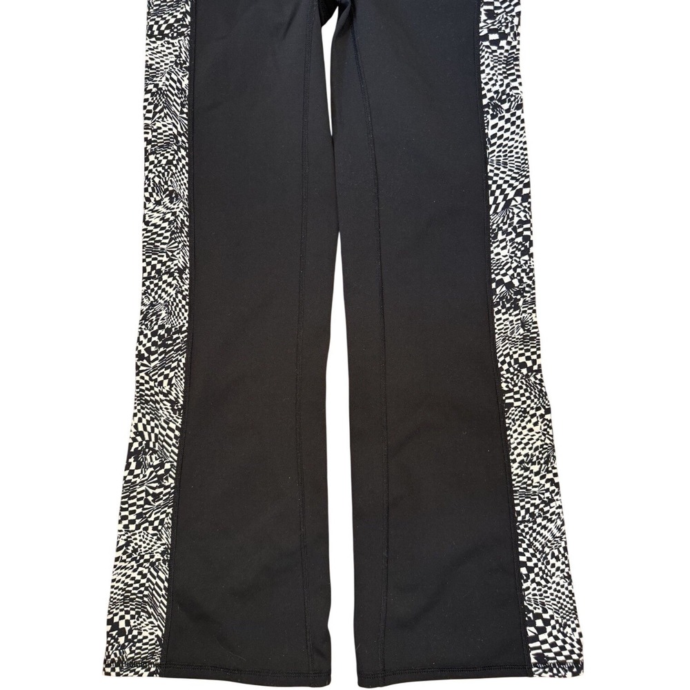 Free People Movement Checkmate Flare Leggings Black White Stripe Pants Sz XS - Picture 4 of 16